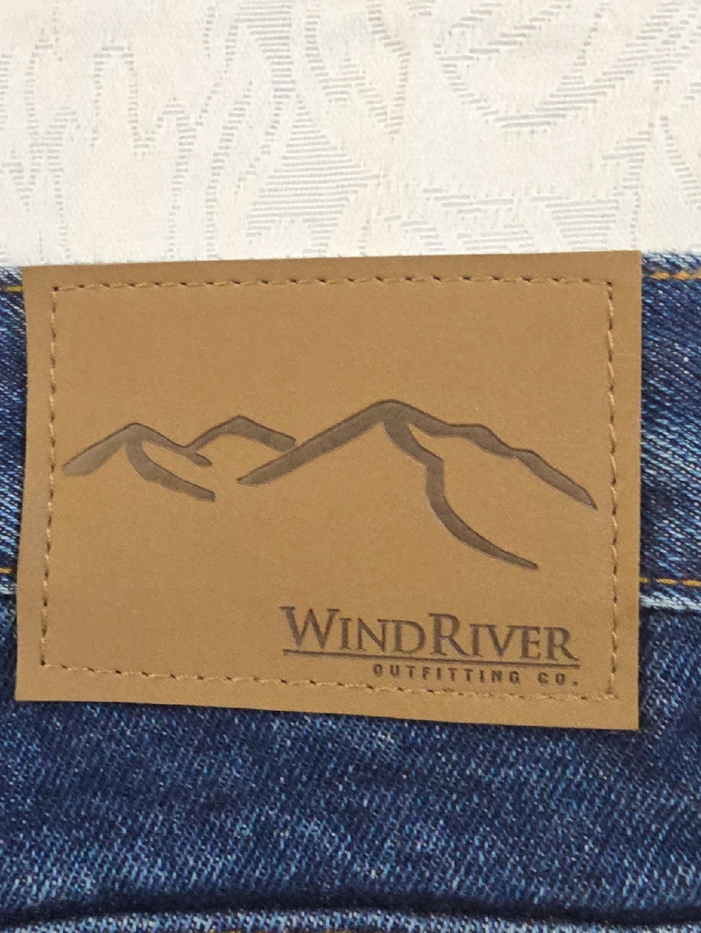 NEW WindRiver Relaxed Fit Jeans - Men’s 42x34 - Picture 4 of 5